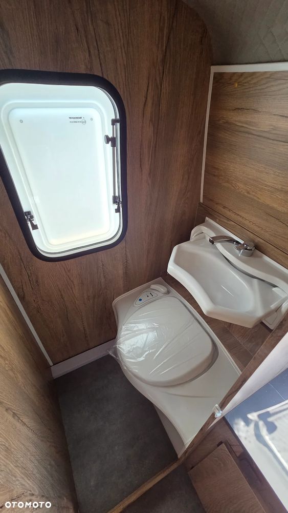 Niewiadów N126ET Lekka! DMC 750kg Z wc! Dostępna od ręki w Kempingi Olsztyn! TANIO! - 9