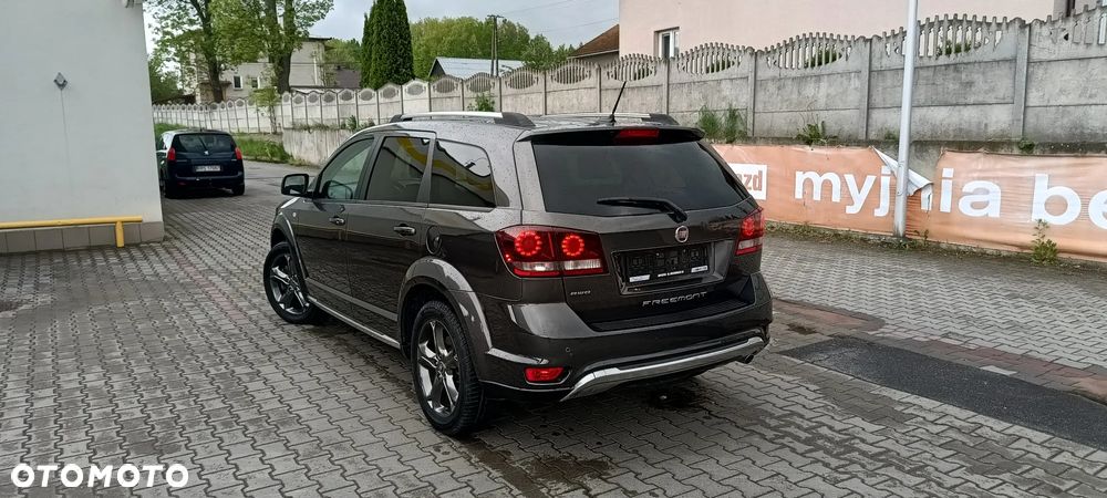 Fiat Freemont 2.0 Multijet 16V DPF Automatik Allrad Cross - 19