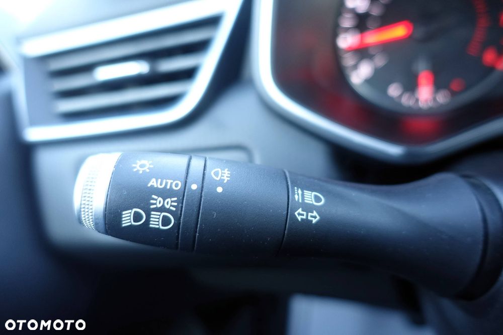 Renault Clio ver-tce-100-experience - 25