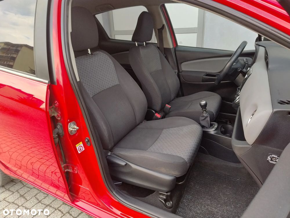 Toyota Yaris 1.4 D-4D Executive - 11