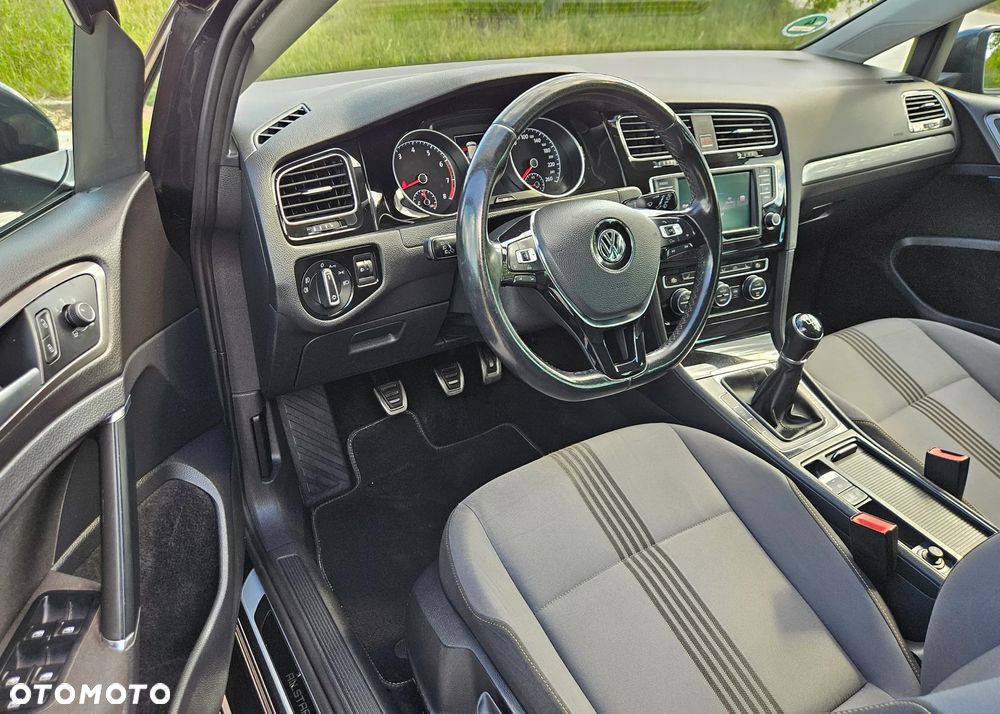 Volkswagen Golf 1.4 TSI BlueMotion Technology Allstar - 17