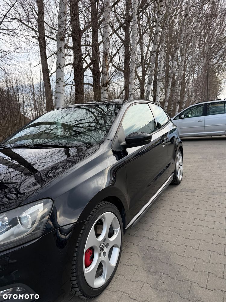 Volkswagen Polo 1.4 DSG GTI - 3