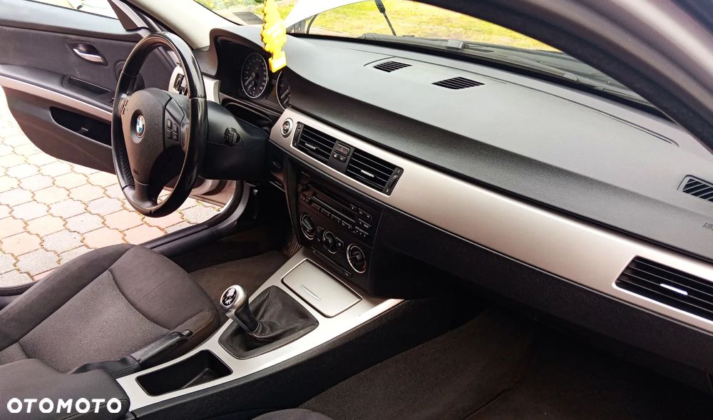 BMW Seria 3 - 18