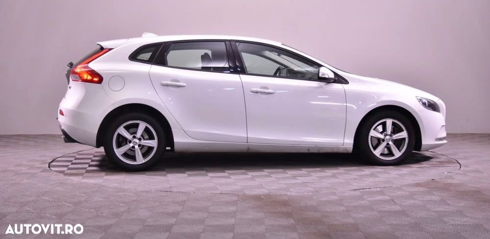 Volvo V40 D2 Aut. Kinetic - 11