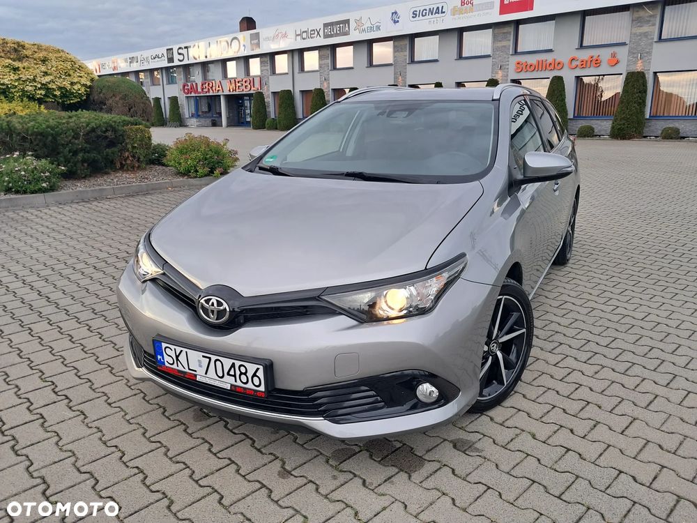 Toyota Auris 1.2 Turbo Team Deutschland - 1