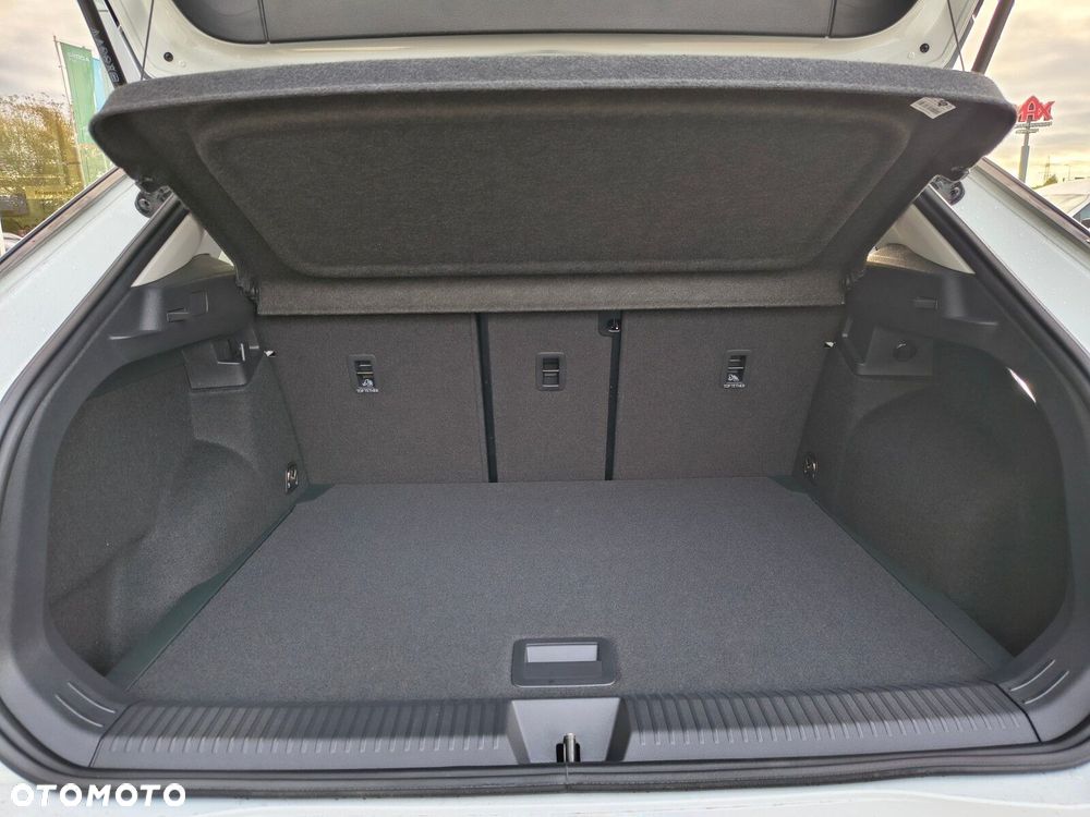 Volkswagen T-Roc - 28