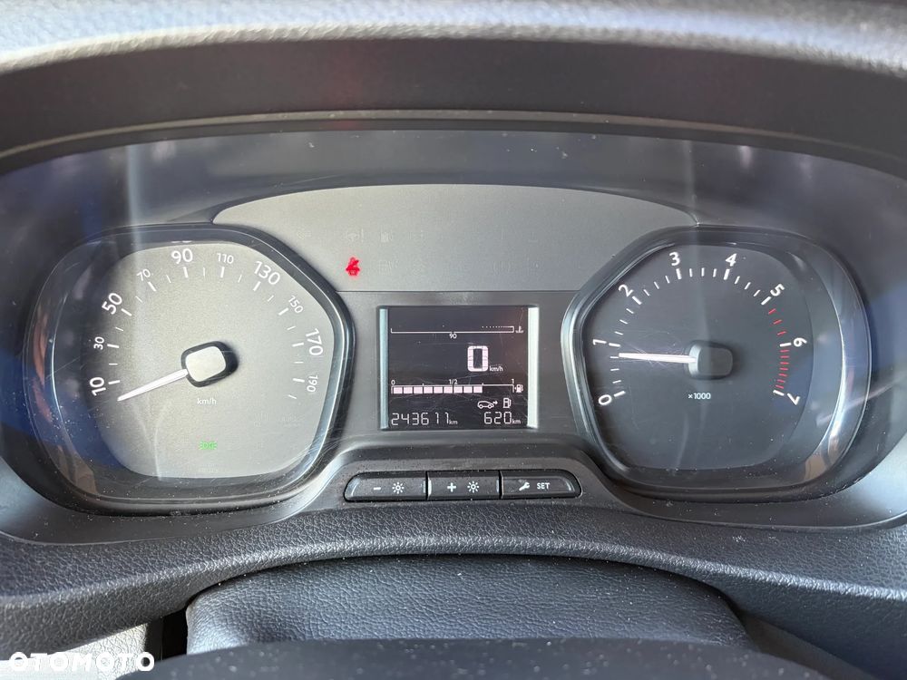 Toyota Proace - 13