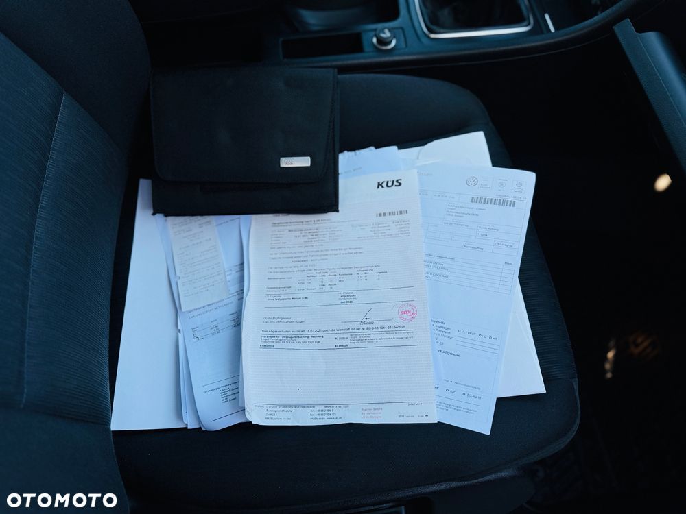 Audi A4 Limousine - 10