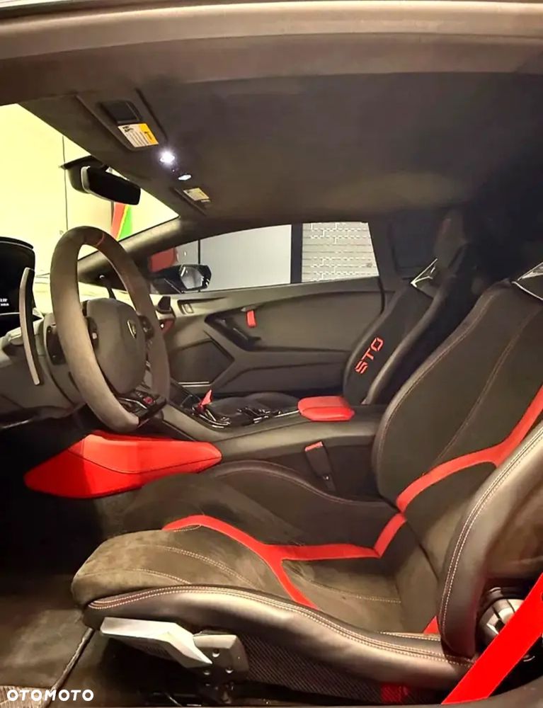 Lamborghini Huracan EVO - 10