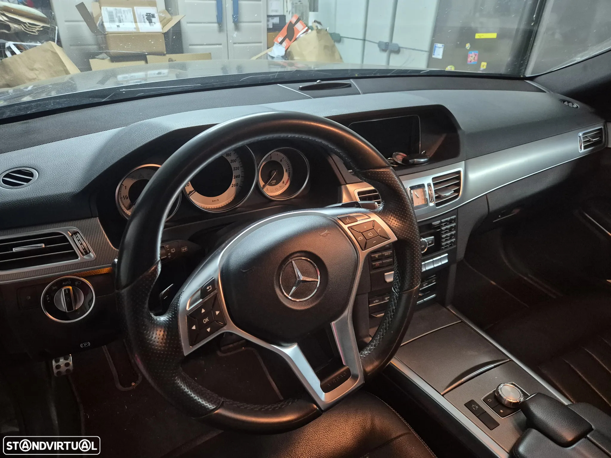 Mercedes-Benz E 300 - 5