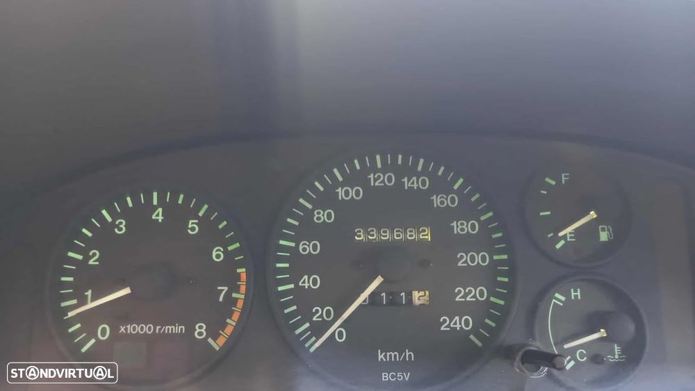 Mazda 323 F 1.5 - 13