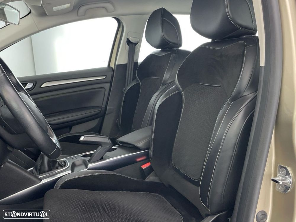 Renault Mégane 1.5 dCi Intens - 17