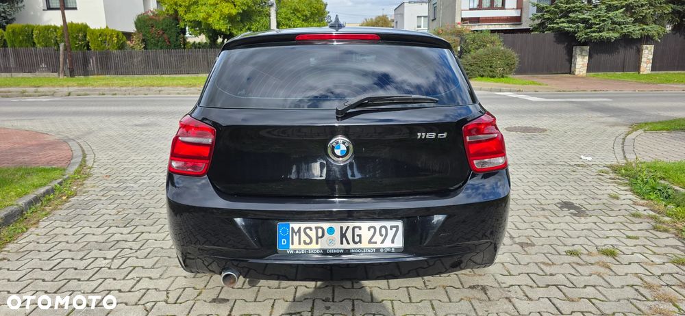 BMW Seria 1 118d - 5