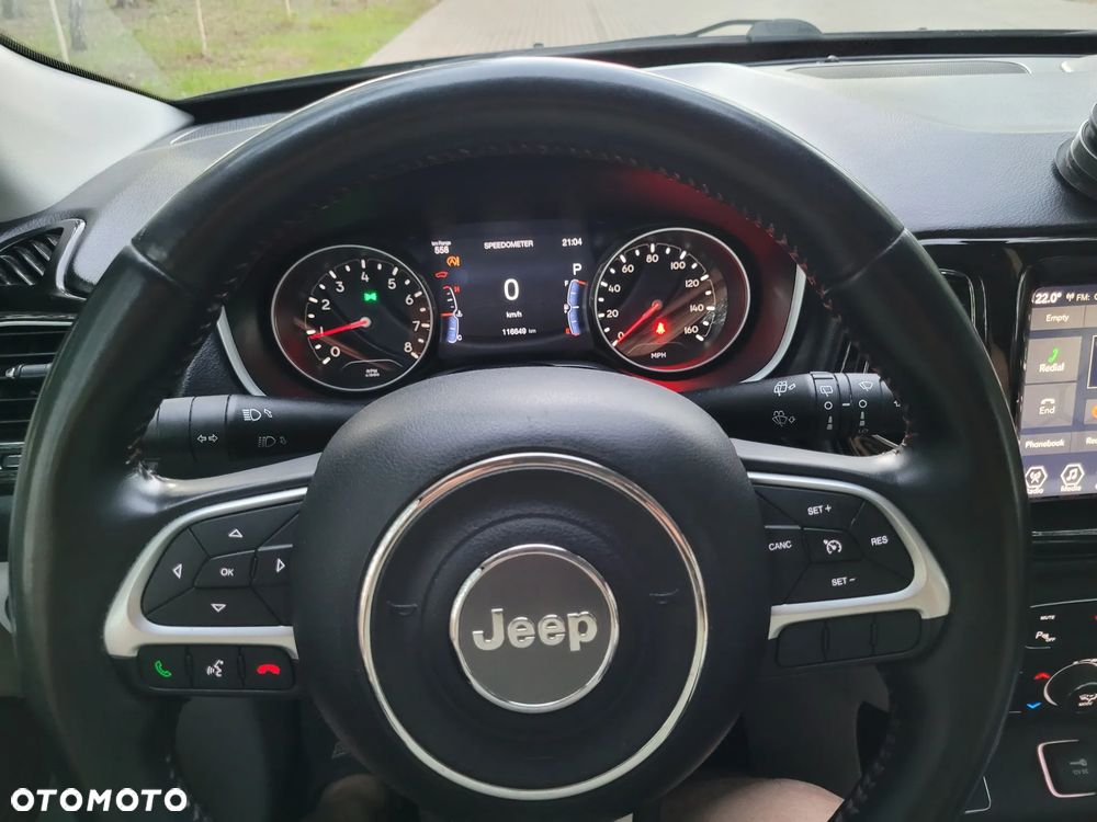 Jeep Compass - 10