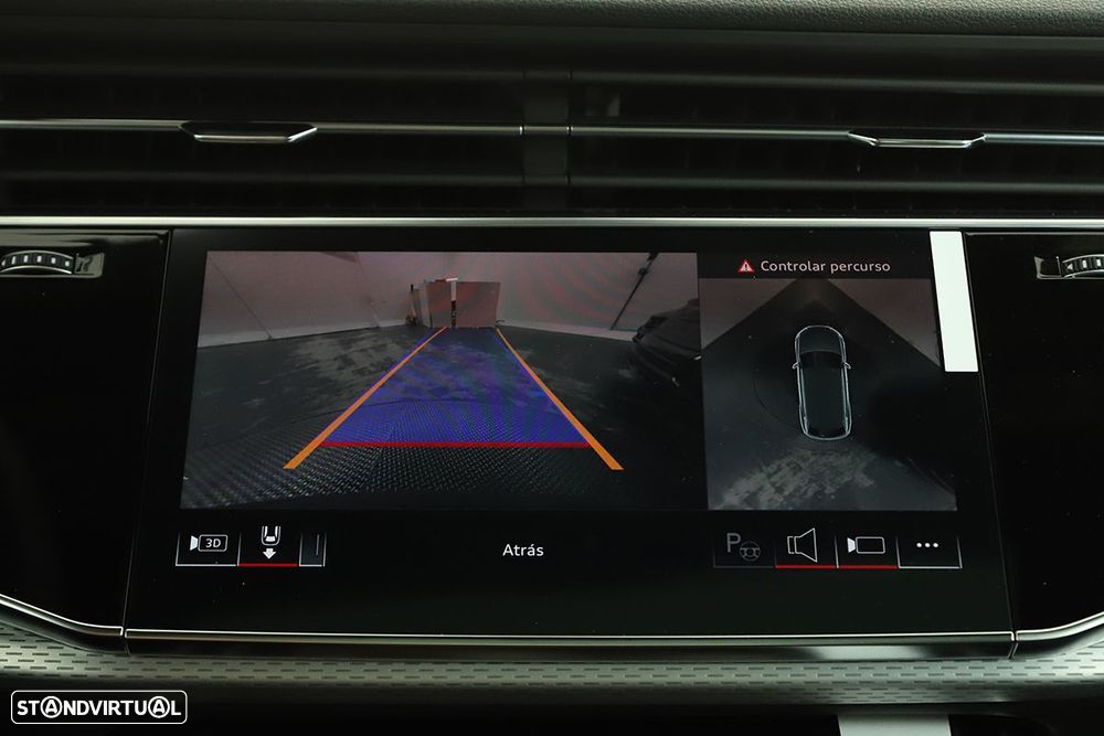 Audi Q8 55 TFSIe quattro Tiptronic - 11