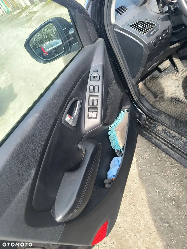 Hyundai ix35 2.0 CRDi Premium 4WD - 16