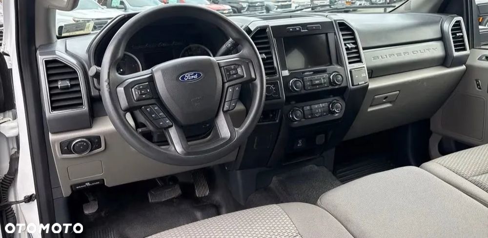 Ford F250 - 18
