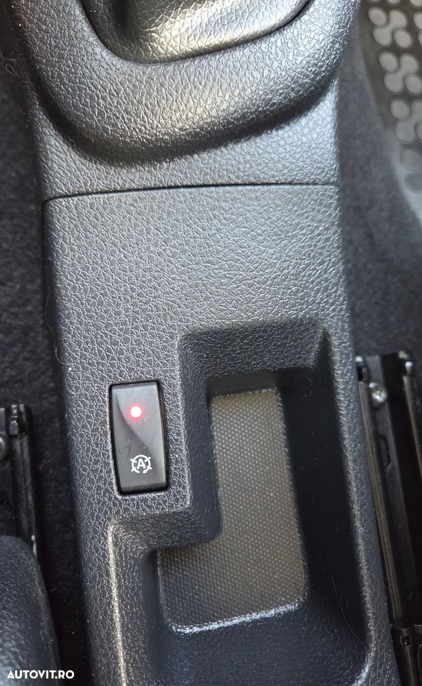 Dacia Sandero Stepway Blue dCi 95 Prestige - 25
