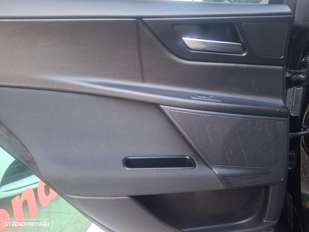 Jaguar XE 2.0 D Prestige Aut. - 33