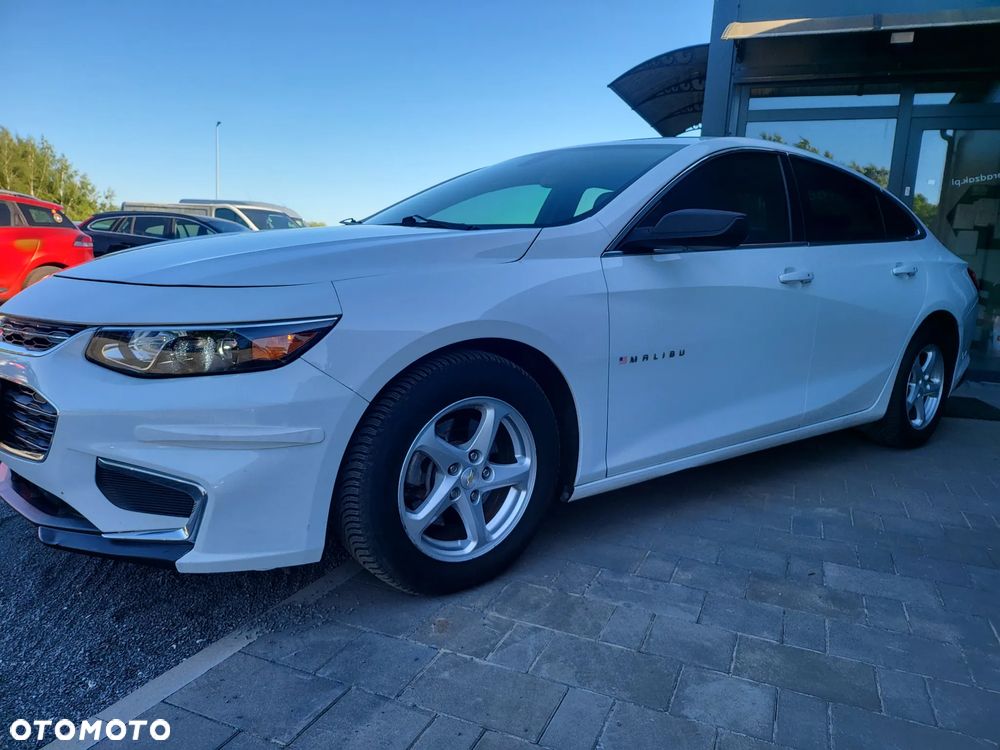 Chevrolet Malibu - 4