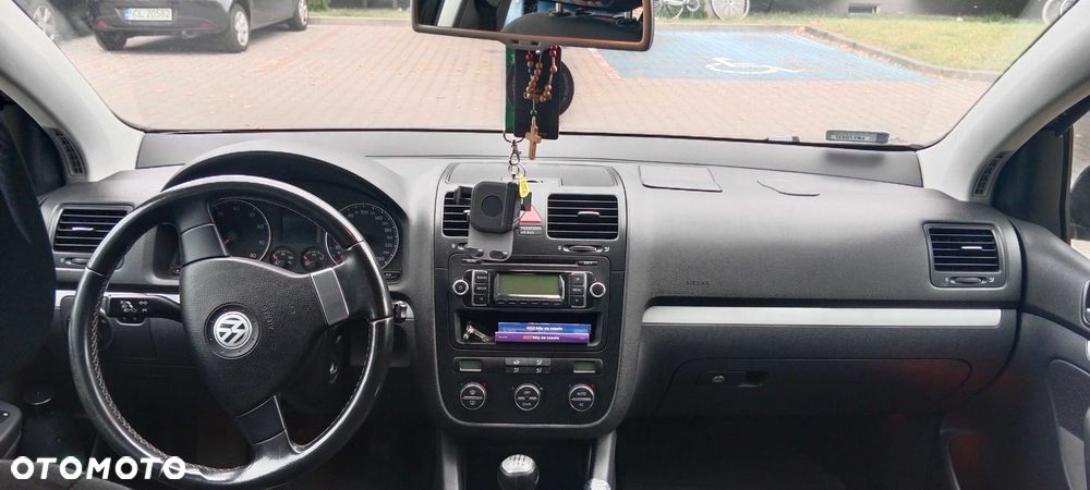 Volkswagen Golf - 8