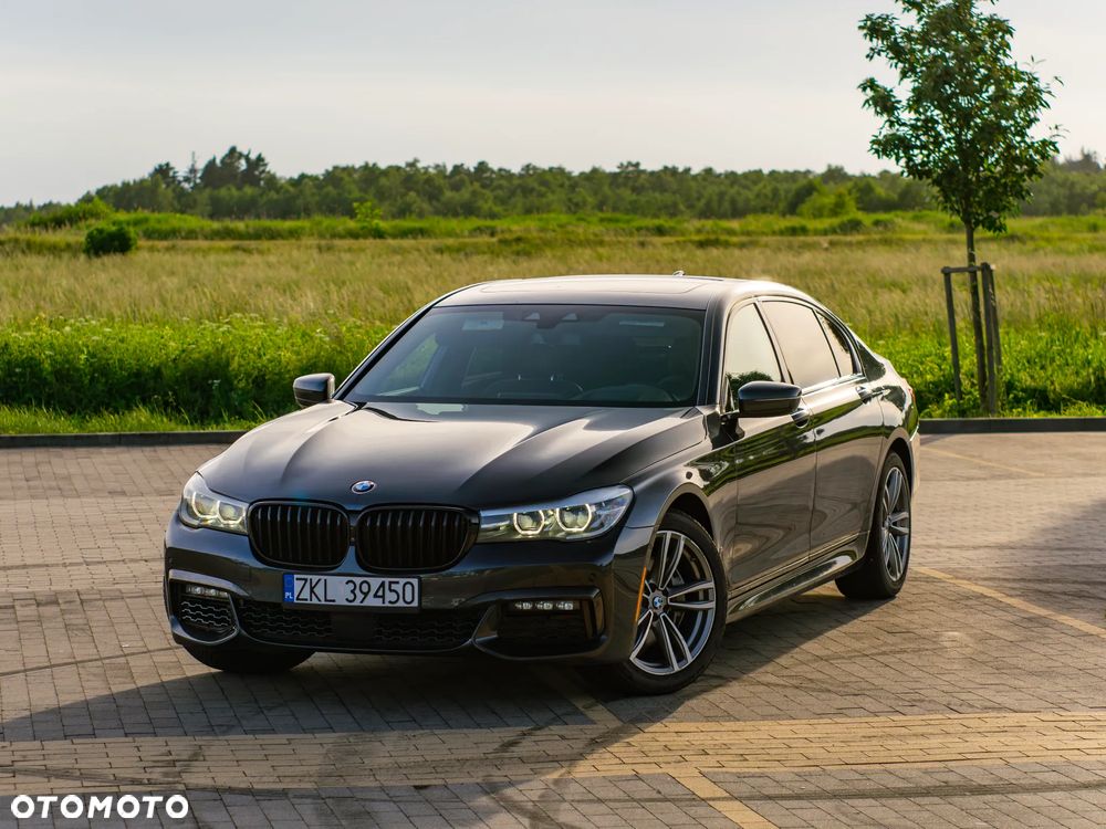 BMW Seria 7 740Li - 1