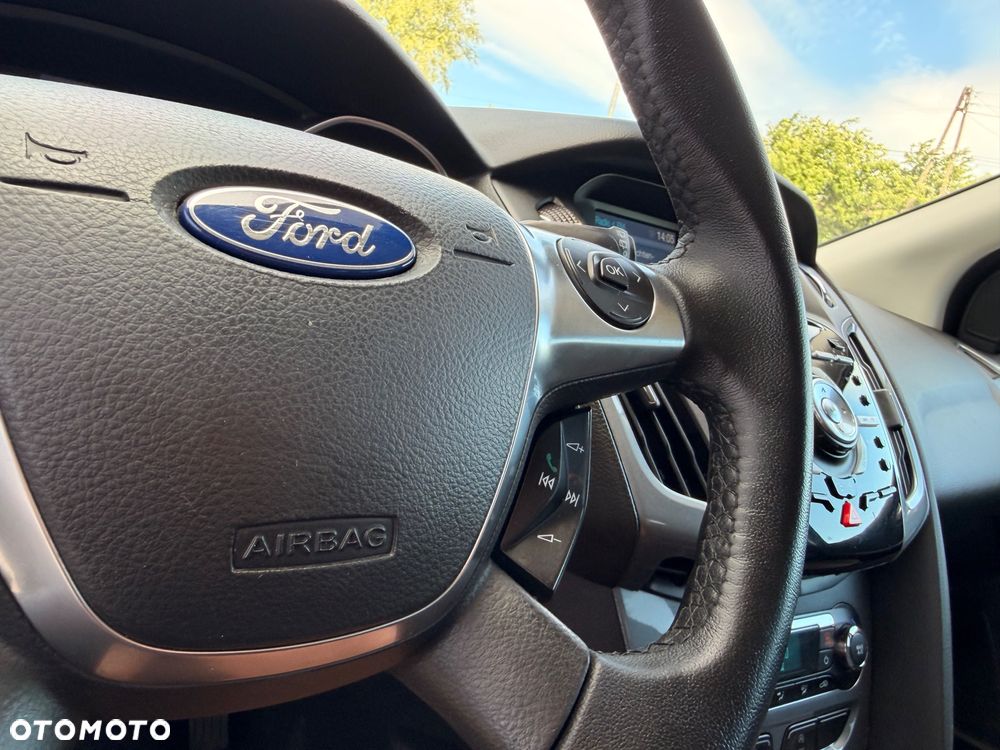 Ford Focus 1.0 EcoBoost Titanium - 18
