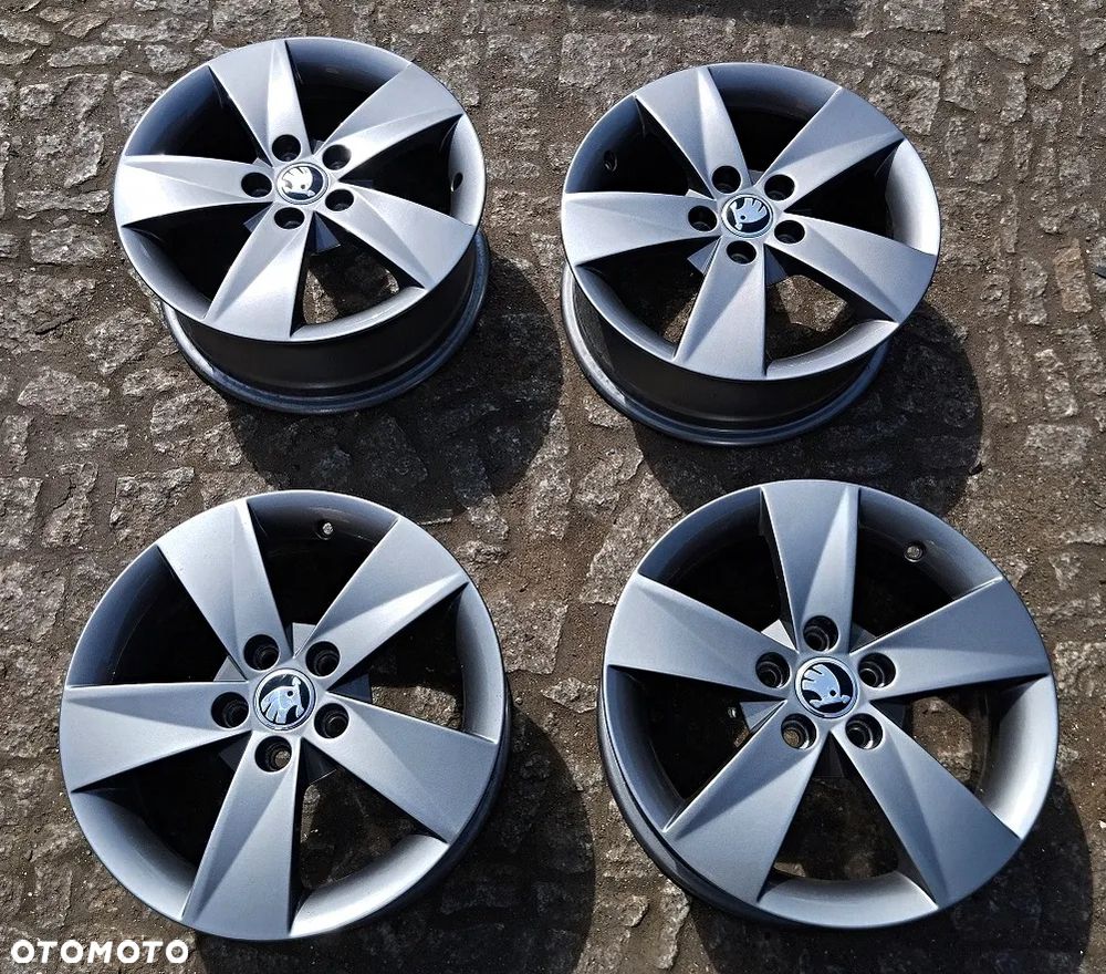 Felgi Alu 5x100 15 Skoda Fabia Roomster VW Polo Seat Ibiza - 4