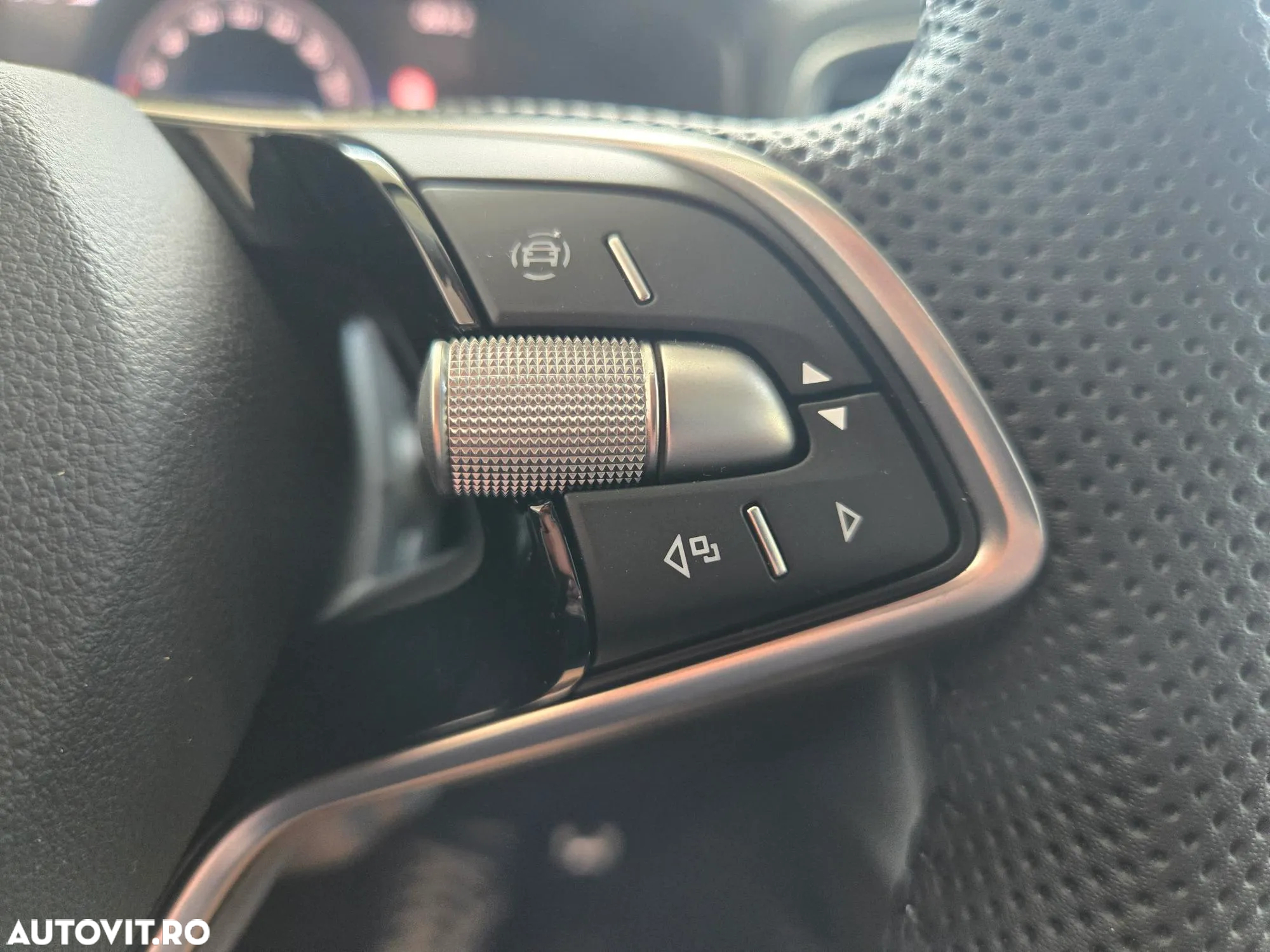 Skoda Karoq 1.5 TSI DSG Selection - 17