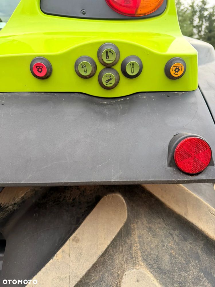 Claas ARION 550 CMATIC - 25