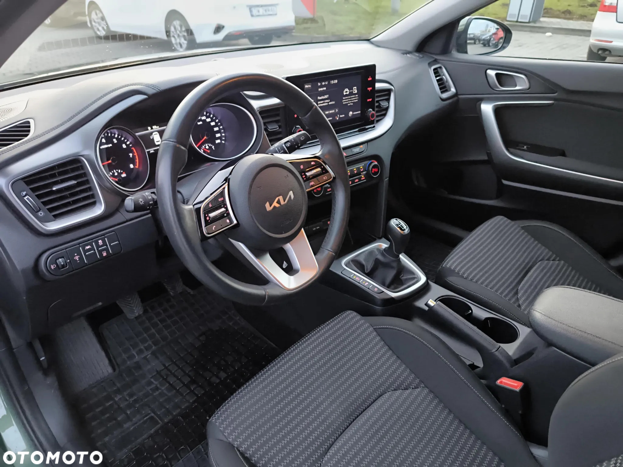 Kia Ceed 1.5 T-GDI M - 9