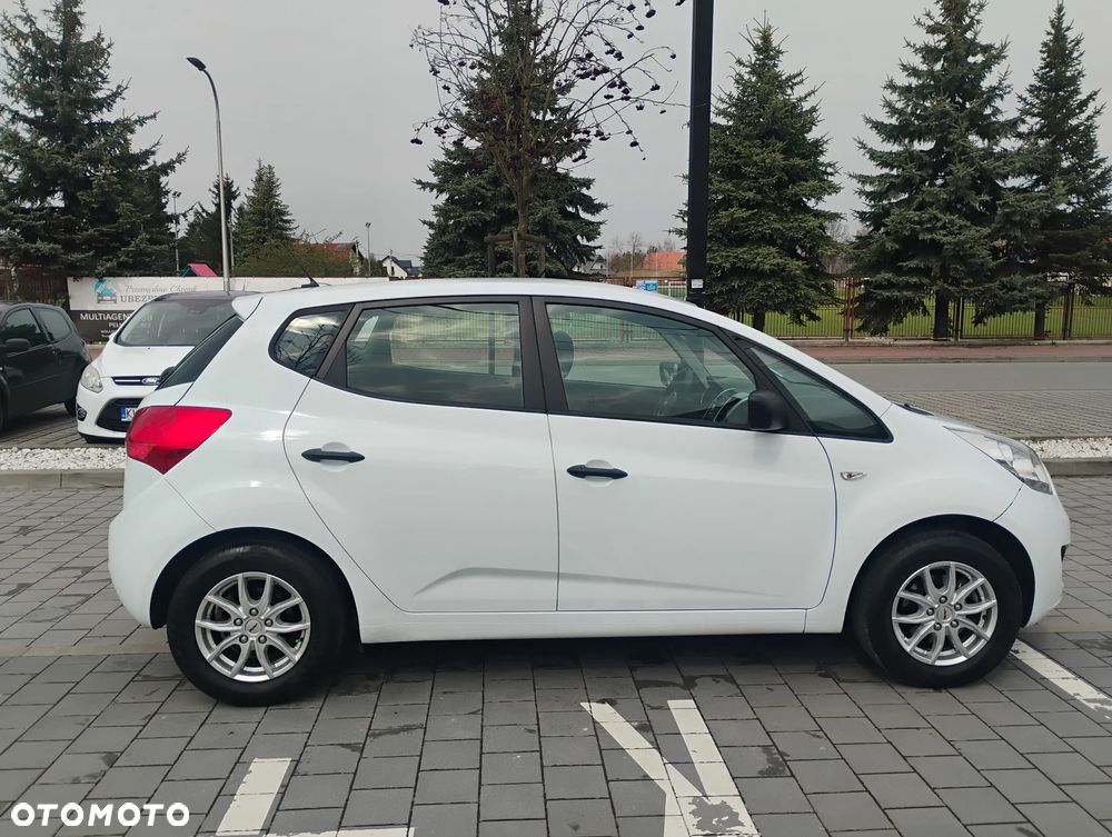 Kia Venga - 6