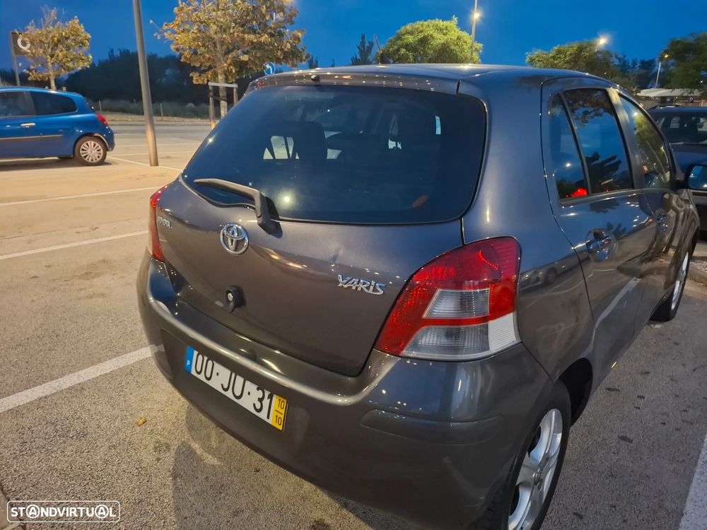 Toyota Yaris - 3