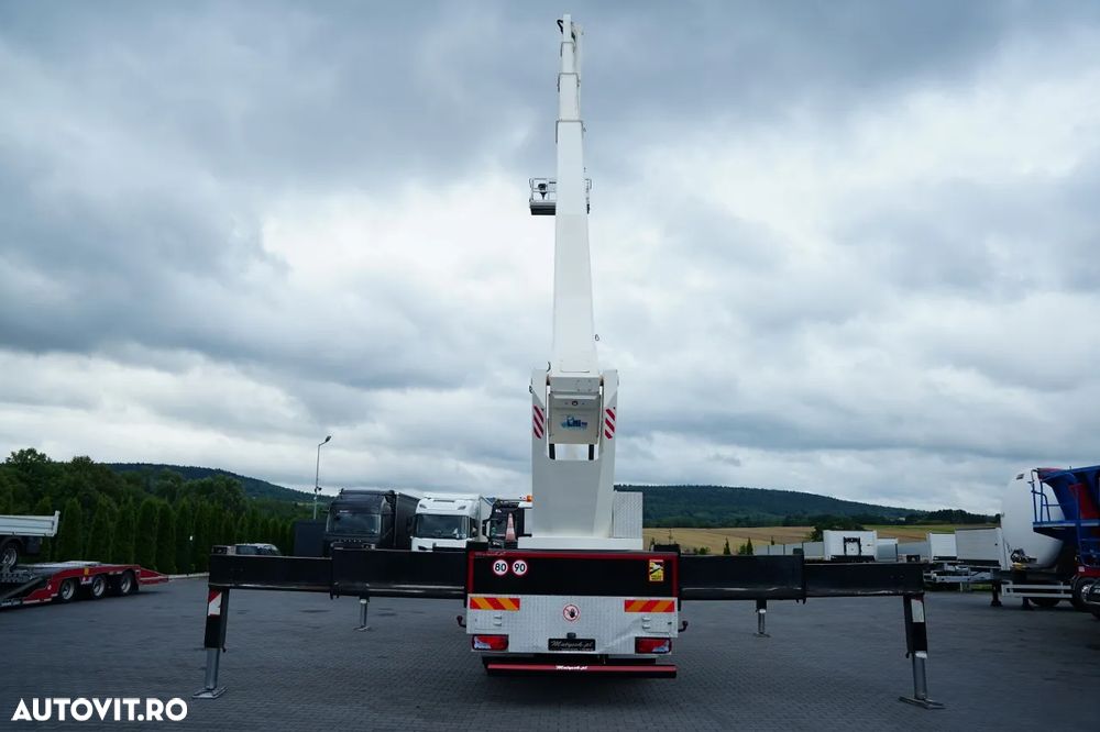 MAN TGS 26.400 / Platformă de lucru aeriană / 6x4 / PALFINGER WT 530 / ÎNĂLȚIME DE LUCRU 53 M / / CAPACITATE DE RIDICARE 600 KG - 5 PERSOANE / MANUALĂ - 5