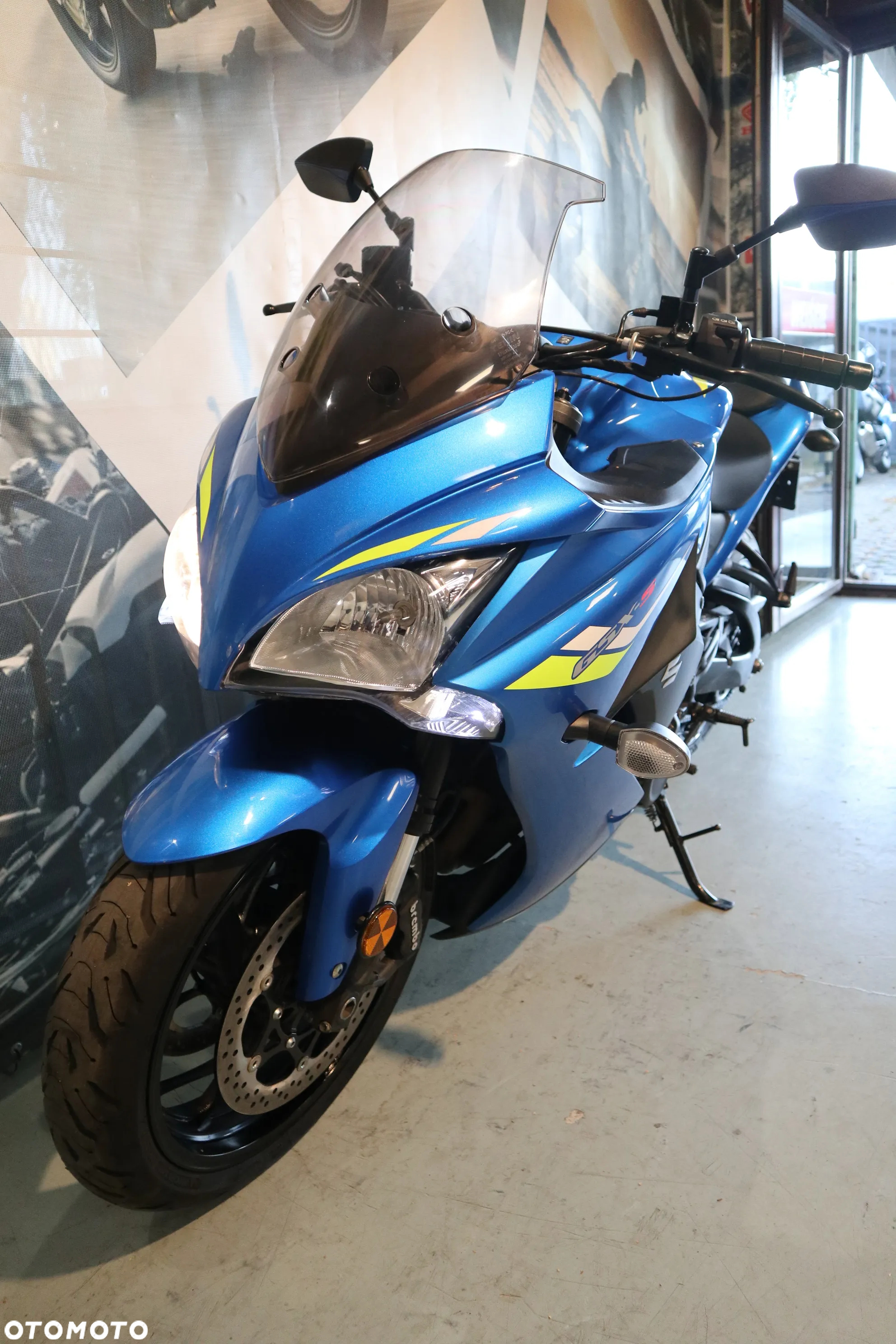 Suzuki GSX - 4