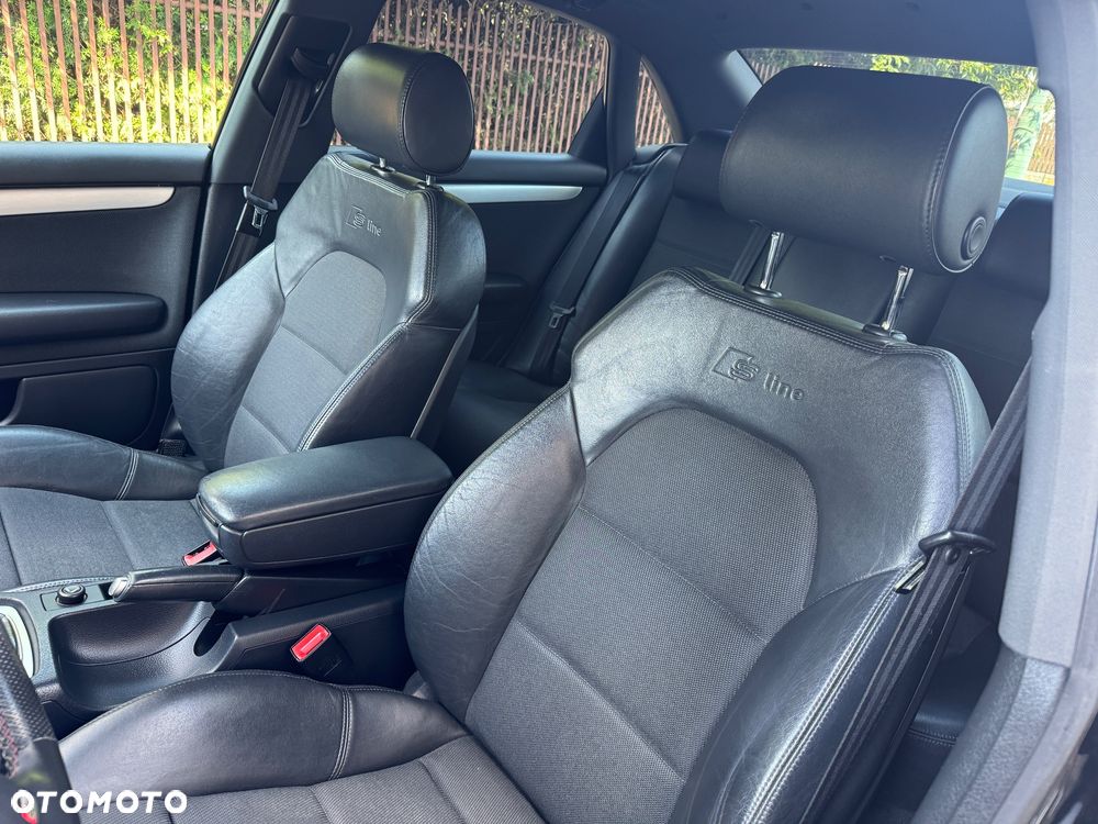 Audi A4 Limousine 1.8T - 12