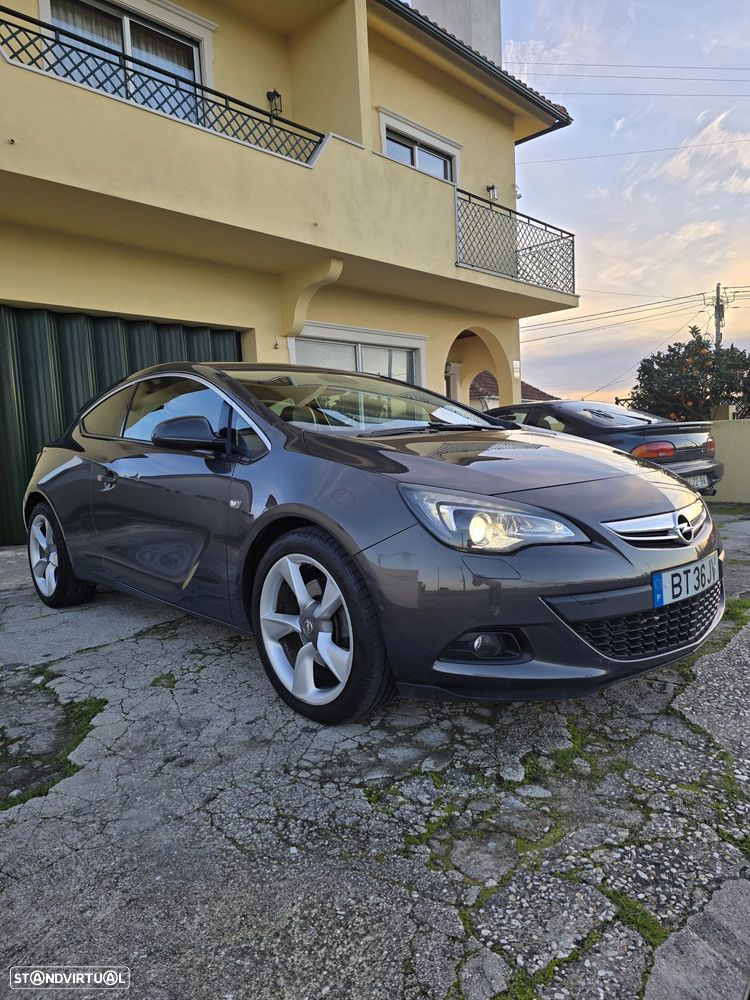 Opel Astra Gtc