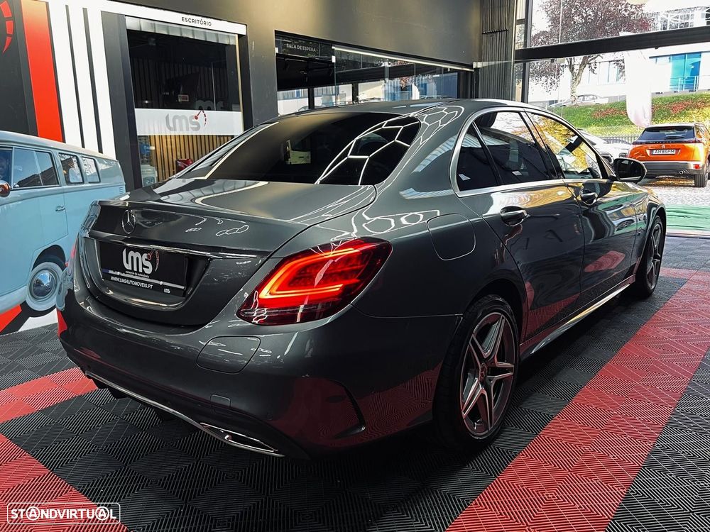 Mercedes-Benz C 300 de AMG Line - 10