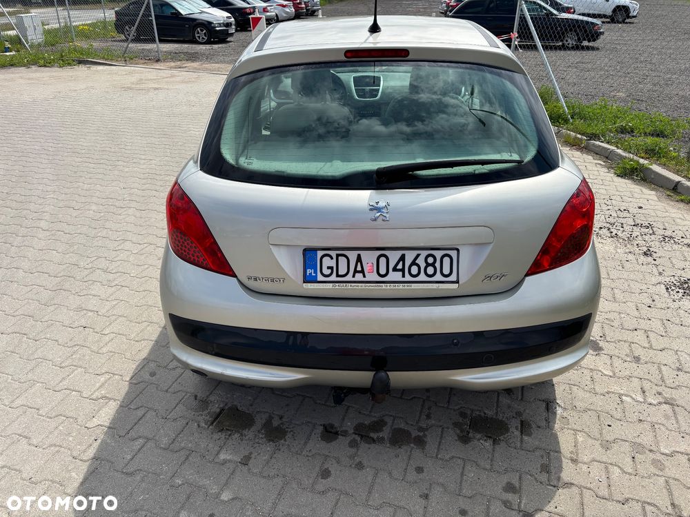Peugeot 207 1.4 16V Presence - 4