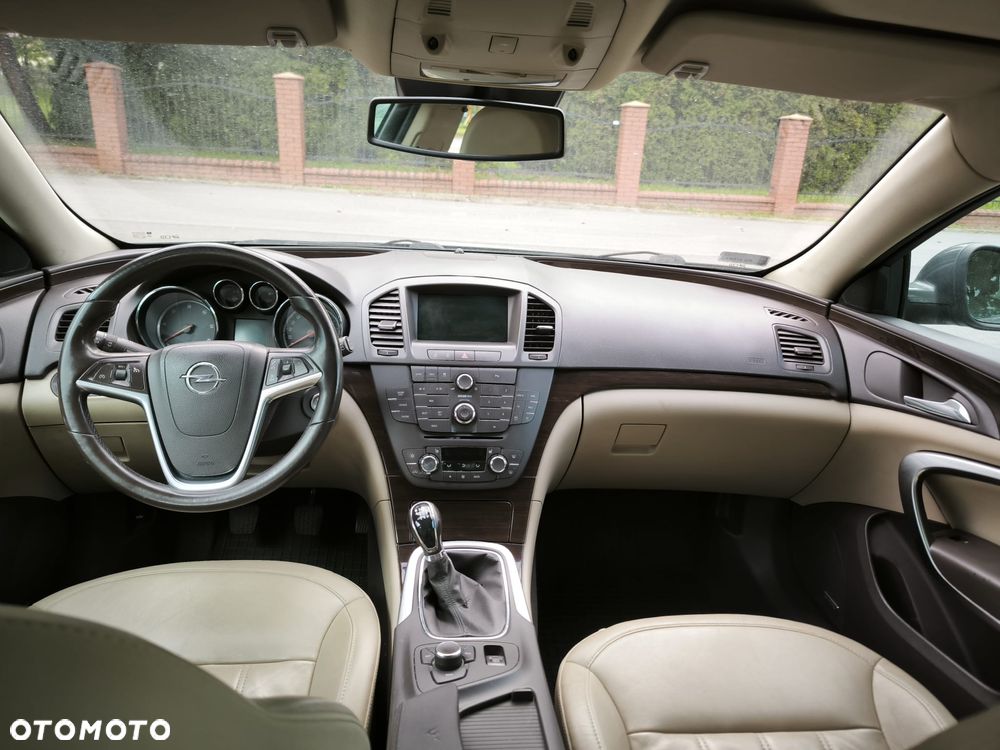 Opel Insignia 2.0 CDTI Cosmo - 11