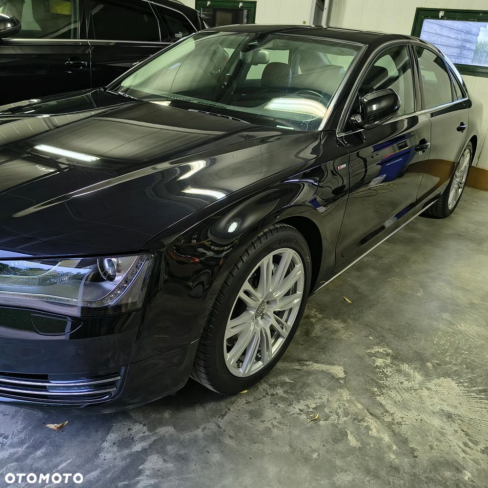 Audi A8 4.2 TDI Quattro - 6
