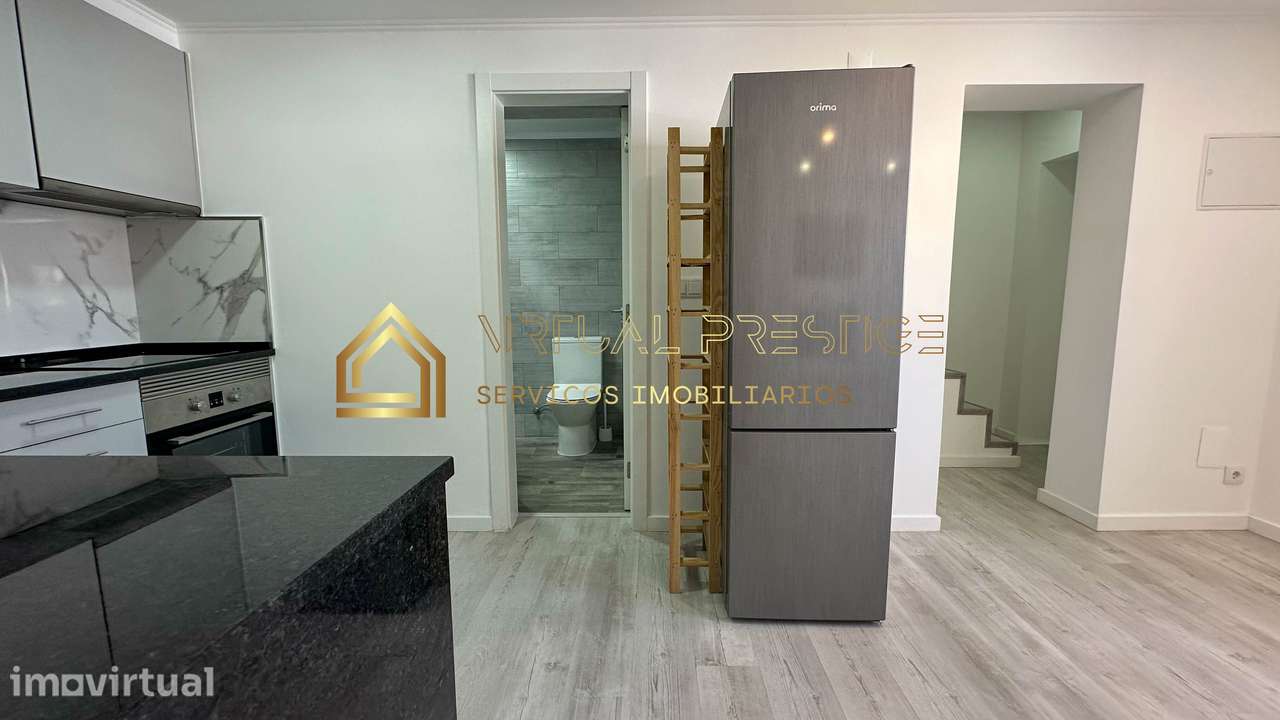 Moradia T3 remodelada no centro da Trafaria - Grande imagem: 5/16