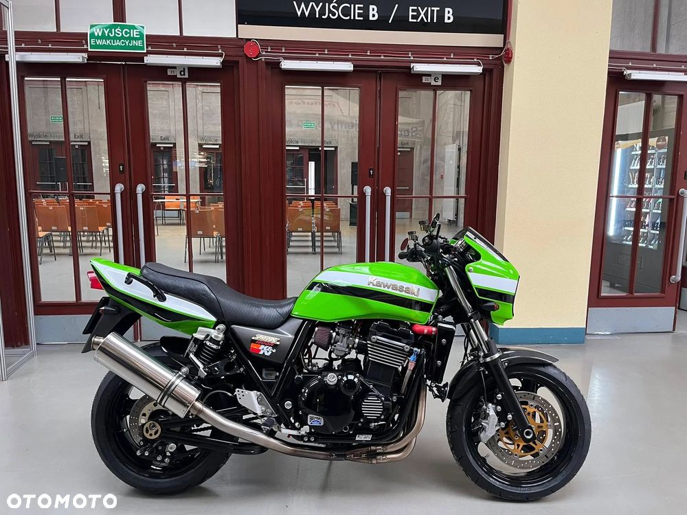 Kawasaki ZRX - 2