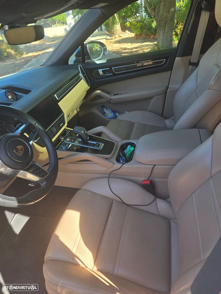 Porsche Cayenne Coupé - 6
