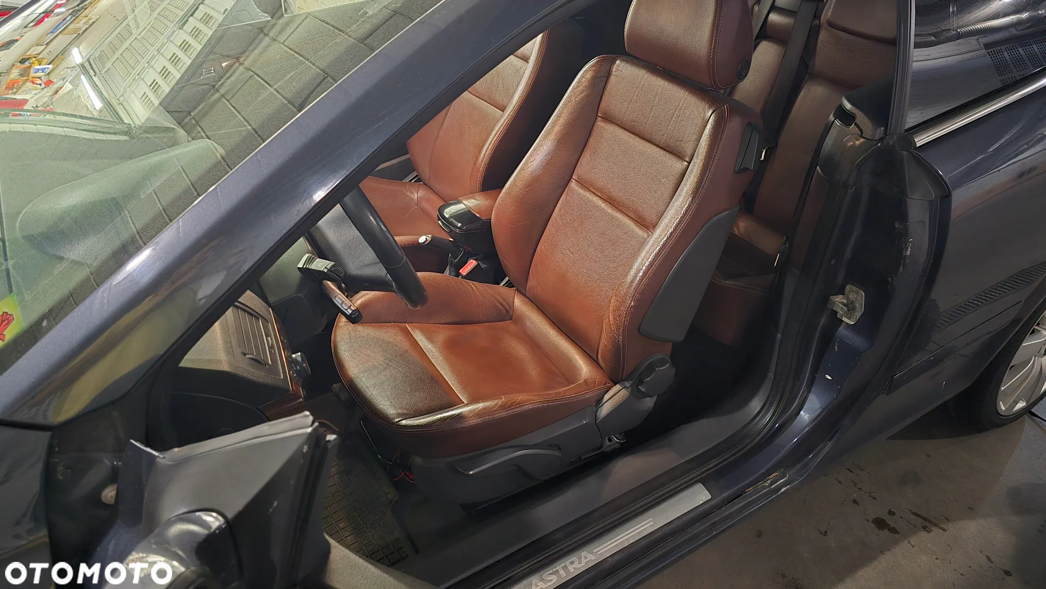 Opel Astra Twin Top 1.9 CDTI Cosmo - 7