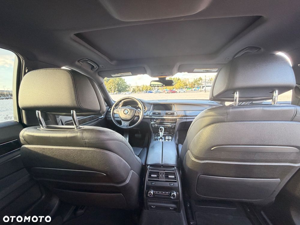 BMW Seria 7 - 17