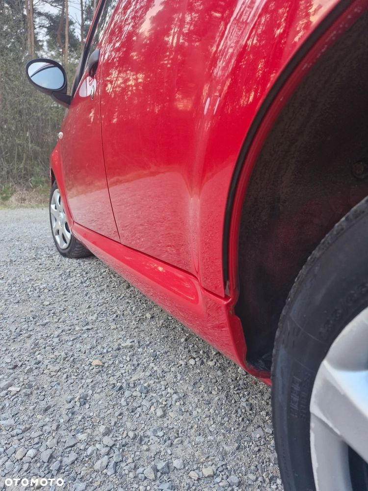 Peugeot 107 70 Petit Filou - 16