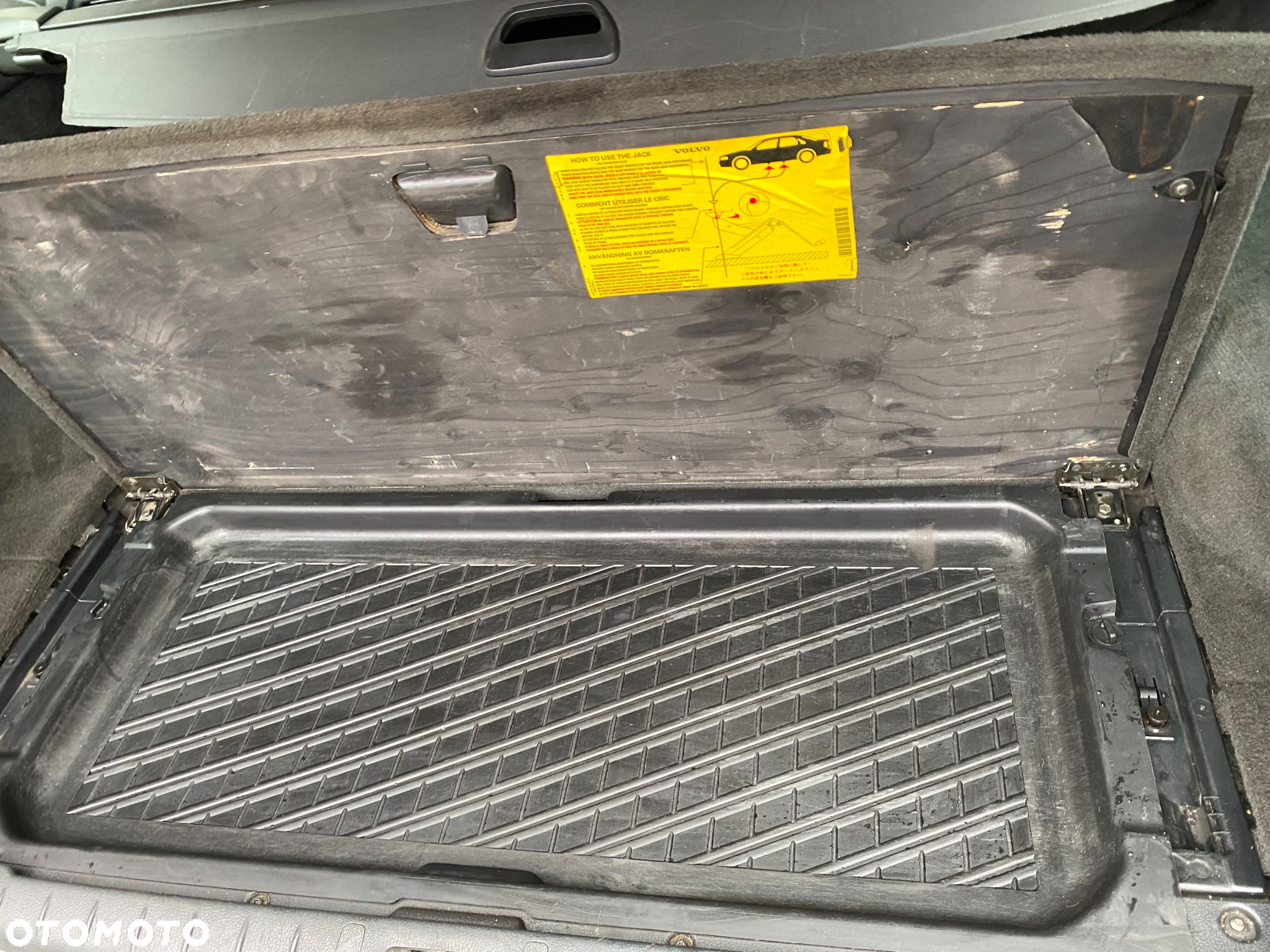 Volvo V70 2.4 - 30