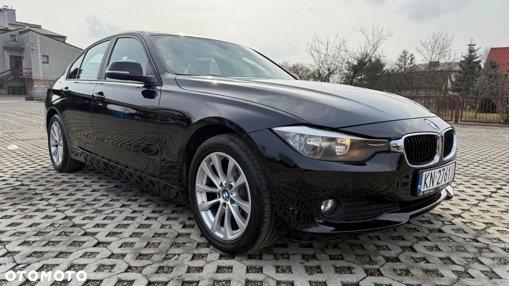 BMW Seria 3 320d xDrive - 3