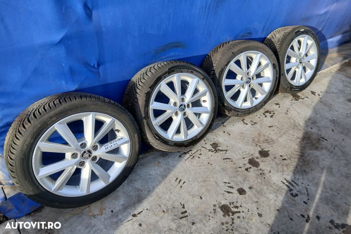 Jante aliaj cu anvelope 16 - set 7JX16H2 215/45 R16 5JA601025 7JX16H2 - 3